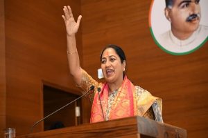 nternational-Yoga-Day-2025-CM-Rekha-will-do-yoga-on-the-banks-of-Yamuna-on-June
