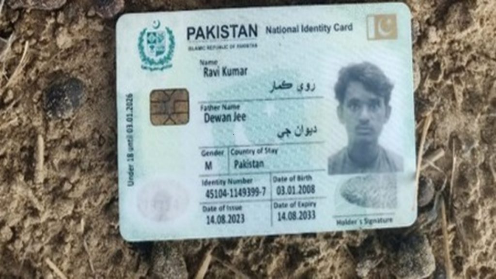 जैसलमेर बॉर्डर पर पाकिस्तानी आईडी और सिम कार्ड के साथ युवक और नाबालिग लड़की के शव
