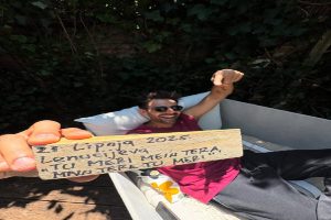 Kartik-Aaryan-enjoying-shooting-for-his-film-Tu-Meri-Main-Tera-Main-Tera-Tu-Meri-in-Croatia