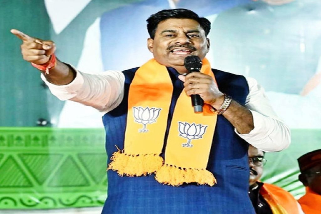 मध्य प्रदेश कांग्रेस दफ्तर में रोज होती नमाज, किसी को आपत्ति नहीं : रामेश्वर शर्मा!
