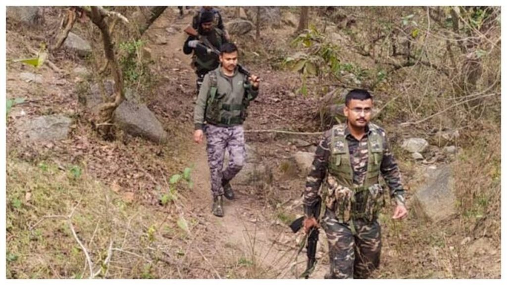 छत्तीसगढ़ के कांकेर में मुठभेड़, माओवादी ढेर, तलाशी अभियान जारी