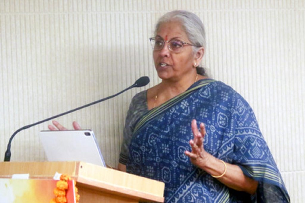 विश्वास-आधारित शासन से अर्थव्यवस्था ऊंचाइयों पर पहुंचेगी : वित्त मंत्री सीतारमण!