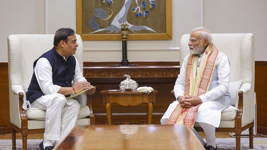 असम: पीएम मोदी का मुख्यमंत्री सरमा को फोन, बाढ़ और भूस्खलन से अब तक 10 की मौत