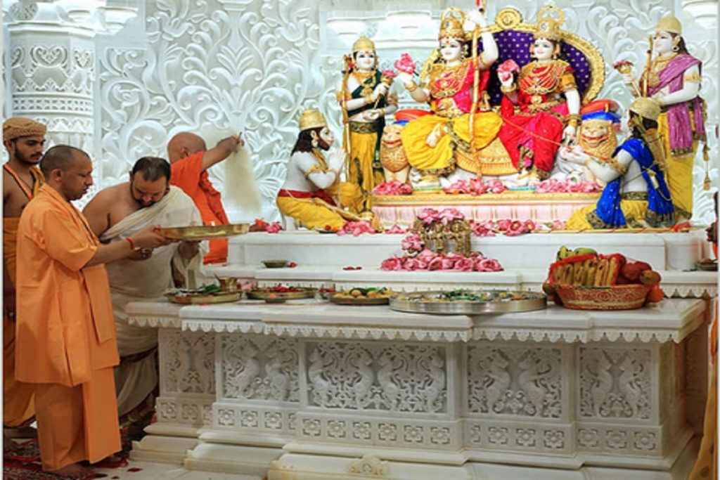 प्राण प्रतिष्ठा: भव्य मंदिर में माता सीता संग विराजे प्रभु श्री राम!