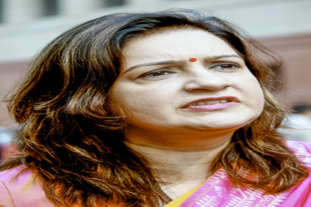 प्रियंका चतुर्वेदी की यूरोप यात्रा सफल, बोलीं- पाकिस्तान को किया बेनकाब!