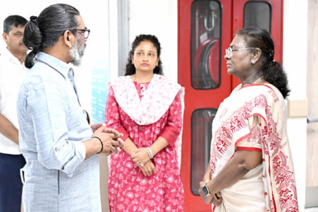 सर गंगाराम अस्पताल में भर्ती शिबू सोरेन की हालत स्थिर, राष्ट्रपति ने की मुलाकात!