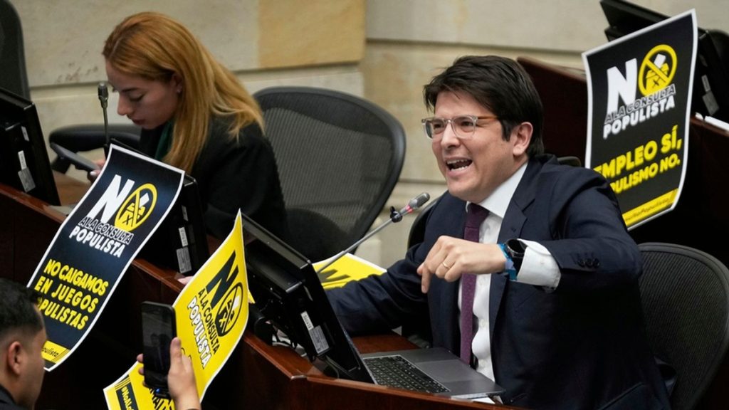 कोलंबिया में राष्ट्रपति पद के उम्मीदवार मिगुएल उरीबे पर गोलीबारी, हालात गंभीर