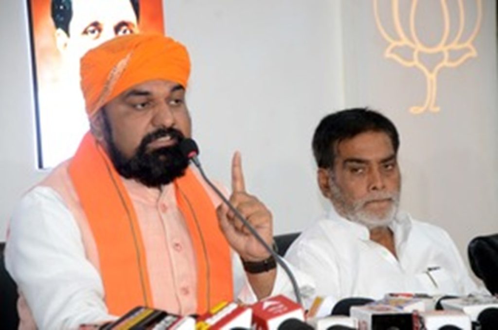 ‘मेरा बाप चारा चोर है’… सम्राट चौधरी का तेजस्वी यादव पर तीखा हमला,