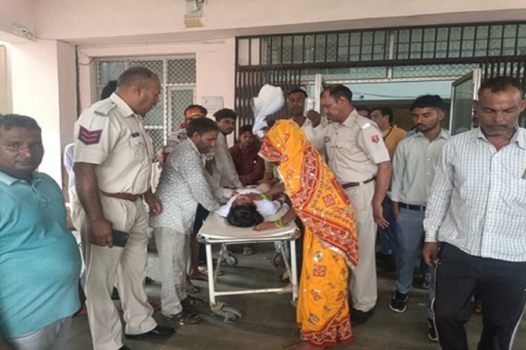 अलवर में कांवड़ यात्रा के दौरान हादसा, करंट से 2 की मौत, 28 घायल!