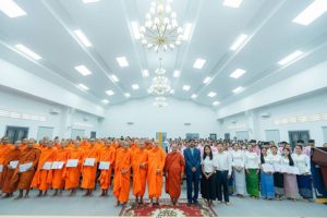 Cambodia-150-students-got-degrees-from-India-built-IT-centre!