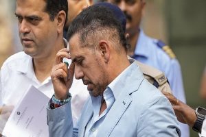 Chargesheet-on-Robert-Vadra-EDs-big-move-on-seizure-of-London-property!