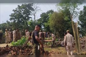 Clashes-during-anti-encroachment-drive-in-Assam-one-dead-several-injured!