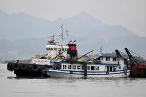 Cruise-ship-capsized-in-Vietnams-Halong-Bay-37-people-died!