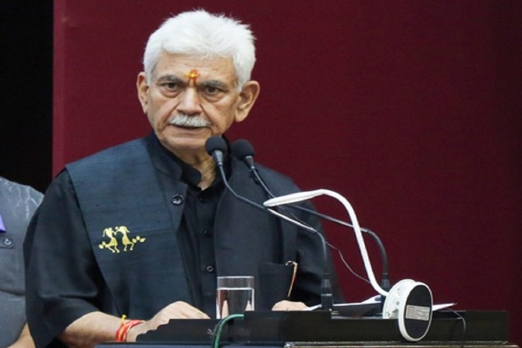 भूस्खलन में श्रद्धालु की मौत, उपराज्यपाल मनोज सिन्हा ने जताया शोक!