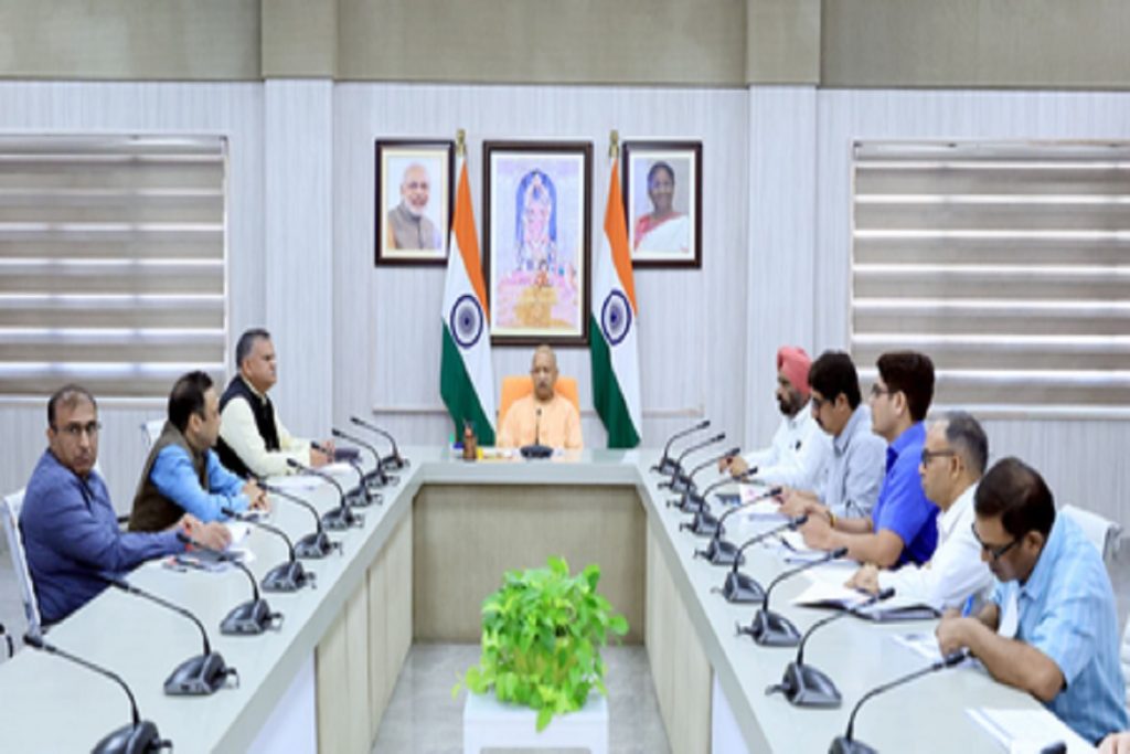 पूर्वी पाकिस्तान से आए विस्थापितों को भूमि का स्वामित्व मिलेगा: योगी​!