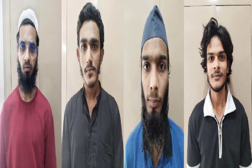 गुजरात एटीएस को बड़ी सफलता, अलकायदा के चार आतंकियों को किया गिरफ्तार!