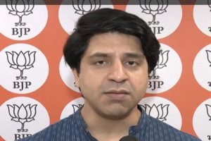 Hooliganism-and-looting-are-the-identity-of-Himachal-government-Shahzad-Poonawala