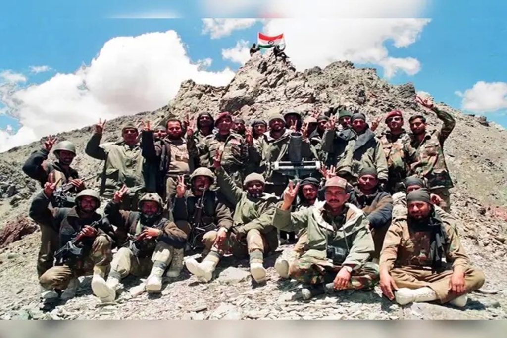 कारगिल विजय दिवस: राष्ट्रपति, रक्षा मंत्री और गृह मंत्री ने किया वीर शहीदों को नमन !