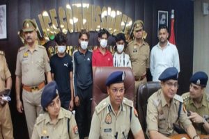 Noida-Gang-involved-in-fraud-using-Grindr-app-caught-4-arrested!
