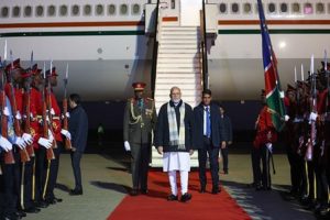 Prime-Minister-Modi-was-given-a-grand-welcome-in-Namibia-21-gun-salute-was-given!
