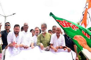 Rahul-Gandhi-statement-on-election-commission-of-India-during-Bihar-band-voter-verification