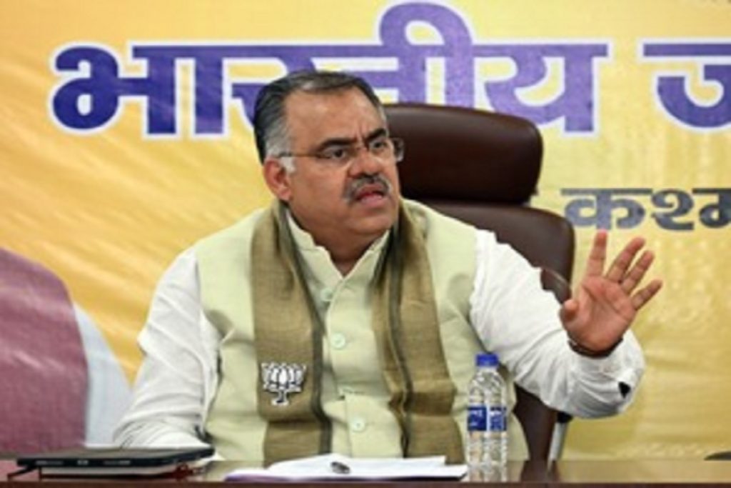 राहुल गांधी की चुप्पी पाकिस्तान के प्रति प्रेम जाहिर करती है : तरुण चुघ!