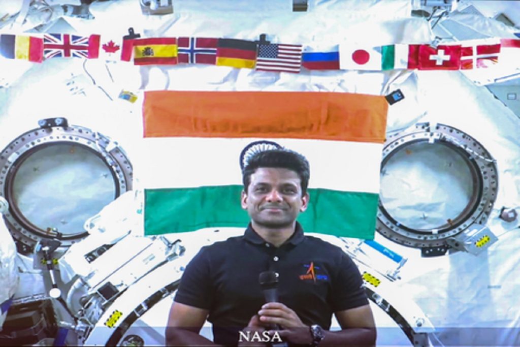 हर गांव से निकलेगा शुभांशु, योगी सरकार बना रही अंतरिक्ष वैज्ञानिकों की पौध!