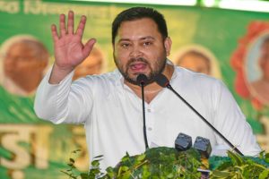 Tejashwi-wrote-a-letter-to-35-big-opposition-leaders-in-protest-against-SIR