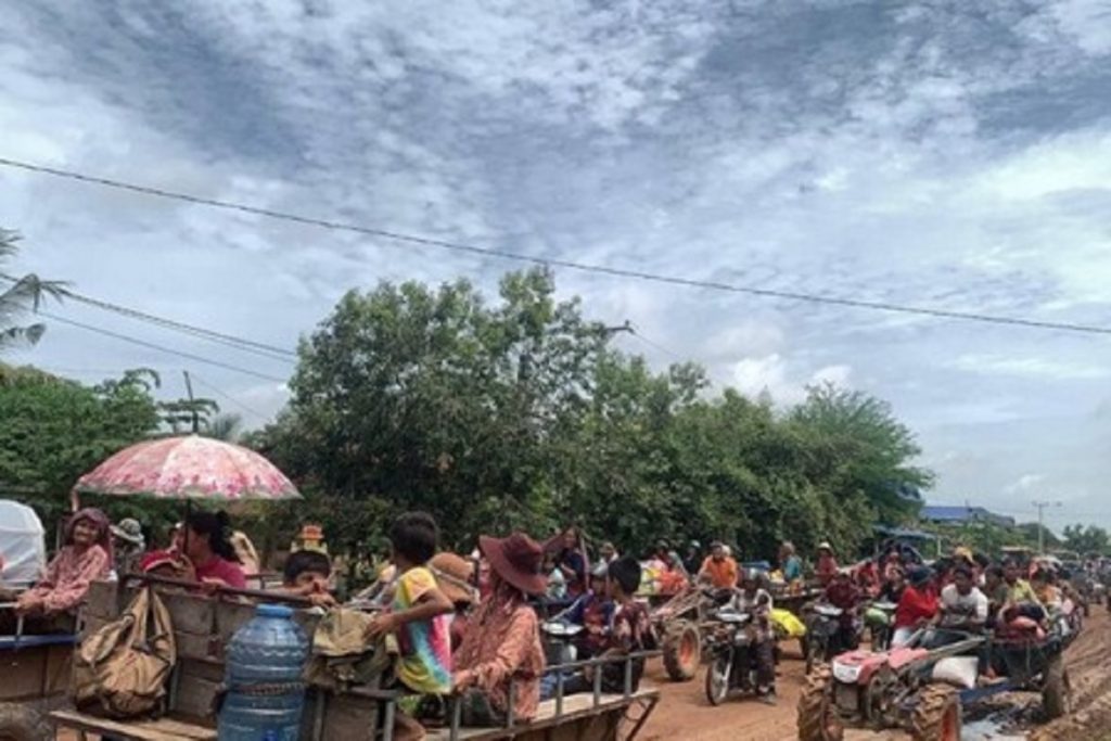 थाईलैंड-कंबोडिया सीमा तनाव: 80,000 ग्रामीण बेघर, स्कूल बंद हुए!