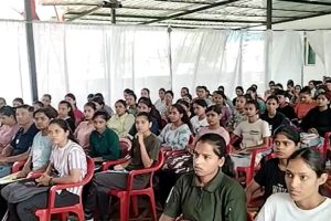 The-Sashakt-Vahini-program-is-giving-new-courage-to-daughters!