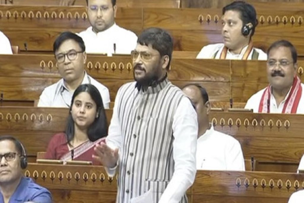 सरकार ने पीओके को भारत में मिलाने का एक अच्छा अवसर गंवाया : नीरज मौर्य!