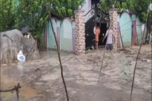 Administration-on-alert-after-flood-in-Dodas-Bhalesha-relief-and-rescue-work-begins!