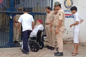 Asaram-Bapu-returned-to-Jodhpur-jail-court-did-not-extend-interim-bail!