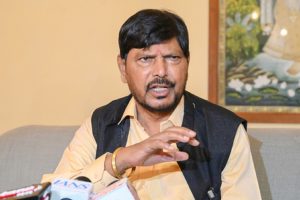 Athawale-participates-in-Arogya-Fest-2025-takes-aim-at-Rahul-Gandhi!