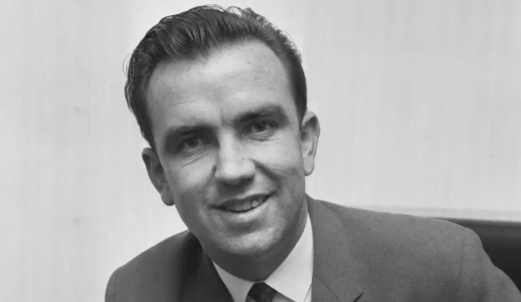 पूर्व ऑस्ट्रेलियाई कप्तान बॉब सिम्पसन का 89 वर्ष की आयु में निधन