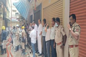 Bengaluru-Two-people-died-in-fire-at-floor-mat-warehouse!