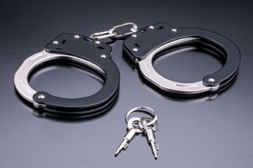 दिल्ली क्राइम ब्रांच ने बरामद की करोड़ों की ड्रग्स, महिला सहित दो गिरफ्तार!