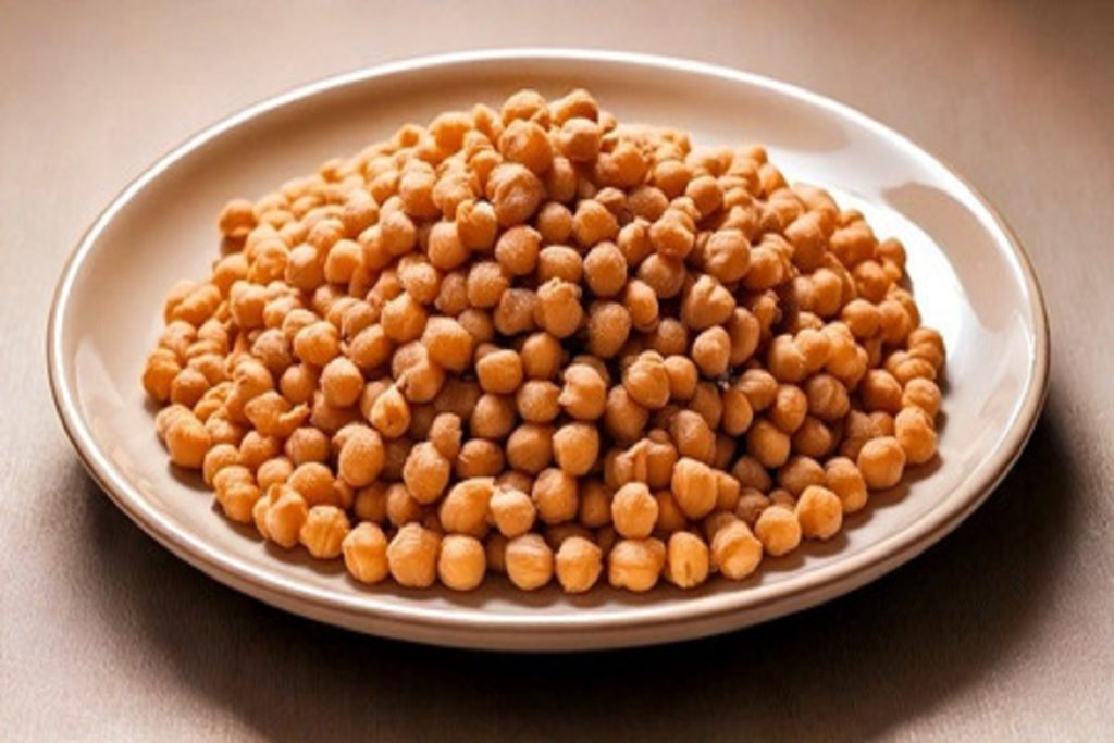 स्वादिष्ट काबुली चने सेहत के लिए नेमत, दिल का भी रखते हैं ख्याल!