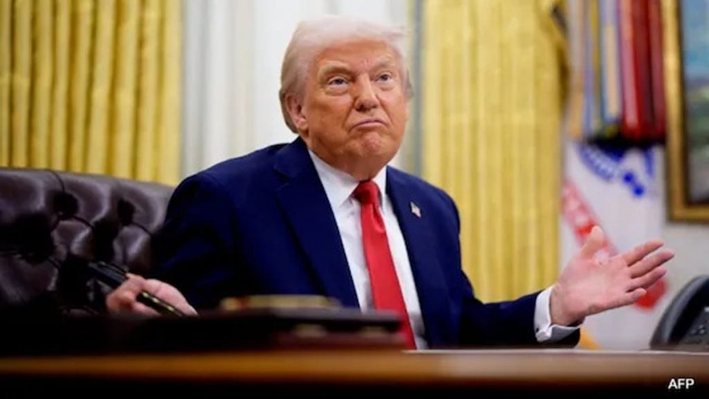 अमेरिकी राष्ट्रपति डोनाल्ड ट्रंप का दावा, “भारत पर तेल शुल्क से रूस को हुआ झटका”