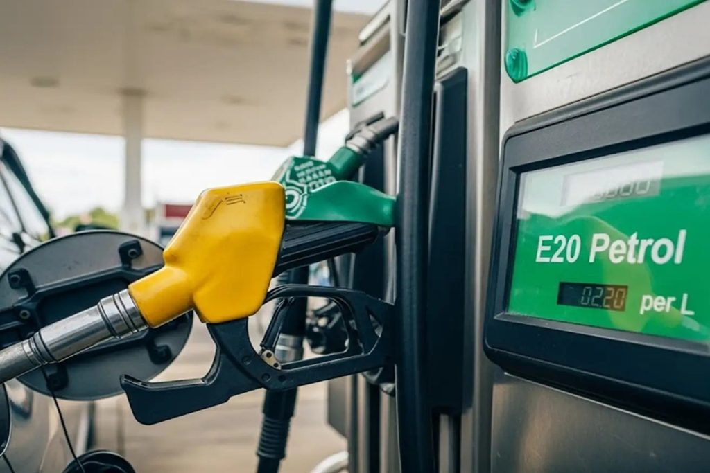 E20 पेट्रोल से बेहतर गति और सवारी की गुणवत्ता मिलती है: केंद्र सरकार