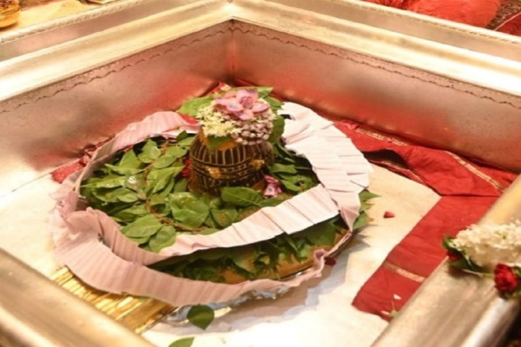 मासिक शिवरात्रि पर गुरु-पुष्य योग, जानें महादेव पूजन विधि!