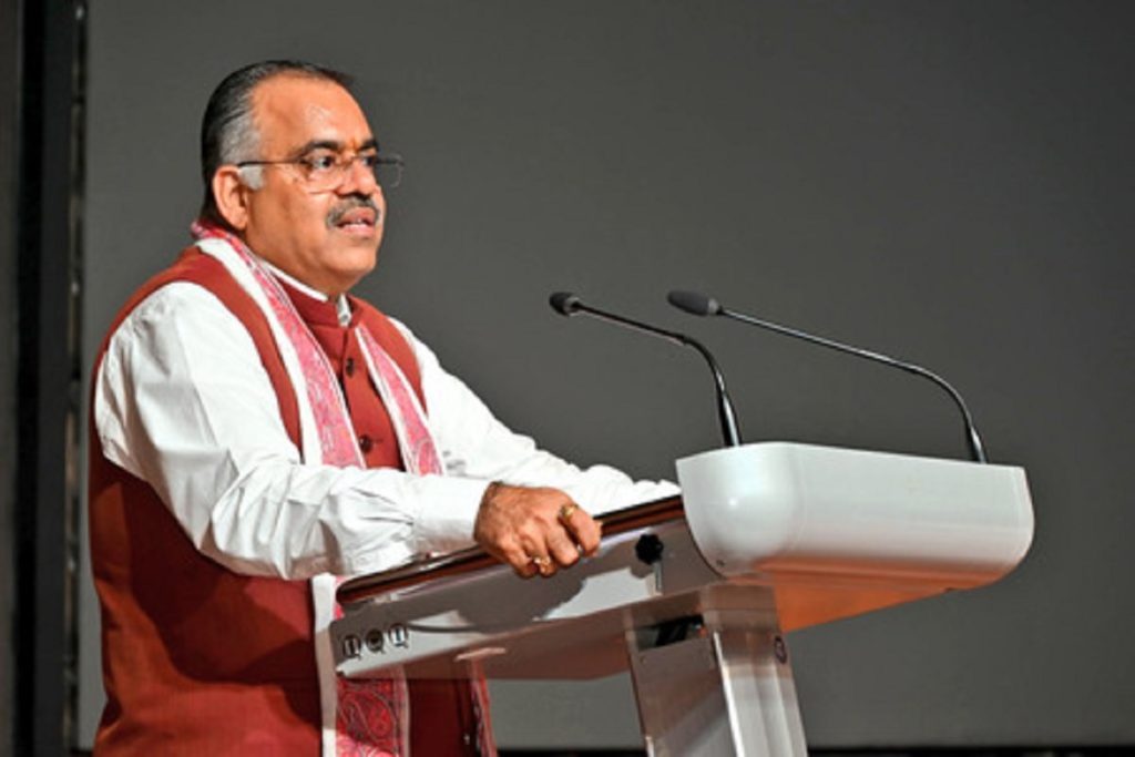 ‘हर घर तिरंगा’ अभियान शुरू, अमृतसर में तरुण चुघ ने तिरंगा यात्रा का नेतृत्व किया!