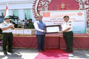 Indian-Foreign-Secretary-gifts-military-vehicles-to-Nepal-Army-in-Kathmandu!