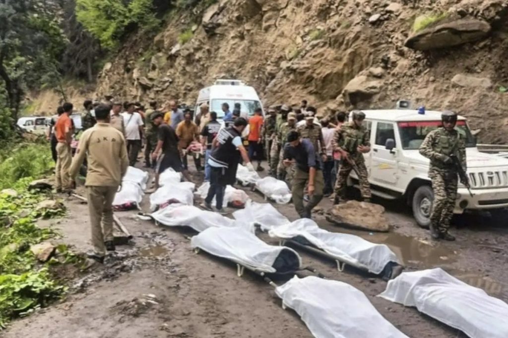 किश्तवाड़ में प्रकृती का कहर, अब तक 60 मौते !