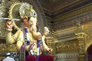 Lalbaugcha-Raja-Temple-Every-wish-has-been-fulfilled-for-91-years-crowds-of-devotees-throng-to-get-a-glimpse!
