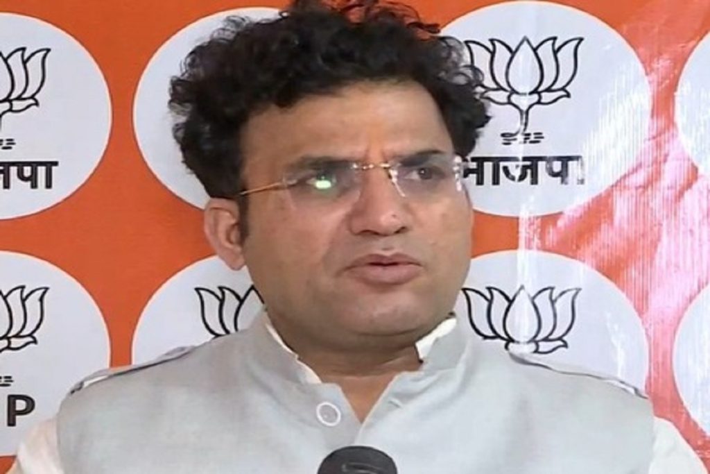 महुआ मोइत्रा का बयान मर्यादित, भाषा की सारी मर्यादा तोड़ दी : रवि नेगी! 