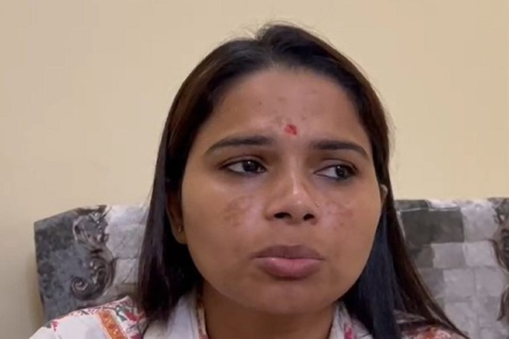 विकास कार्यों को लेकर की सीएम योगी से मुलाकात: पूजा पाल!