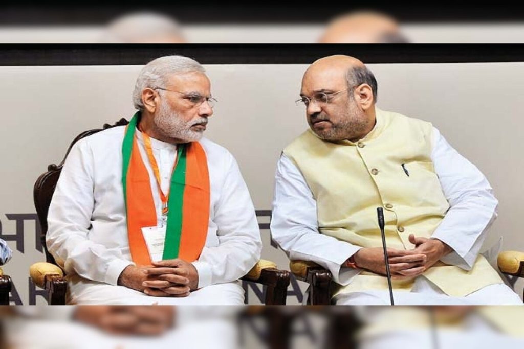 राष्ट्रपति से मिलने पहुंचे पीएम मोदी और अमित शाह, फिर आएगा 5 अगस्त का बड़ा फैसला ?