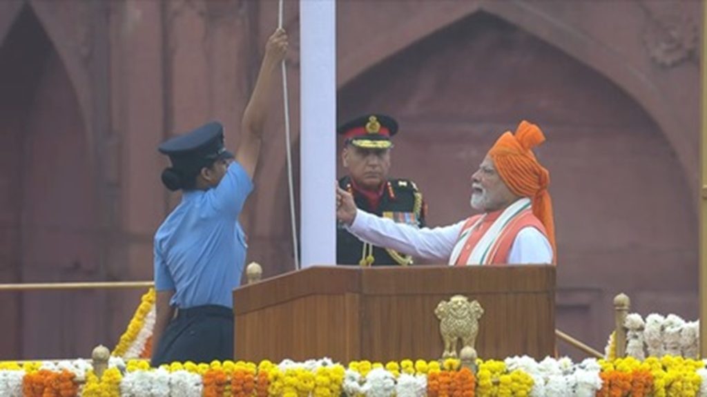 स्वतंत्रता दिवस 140 करोड़ संकल्पों का महापर्व