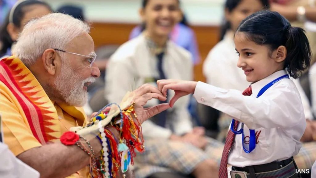 मेरे साथ दिल बनाएंगे क्या… रक्षाबंधन पर गुड़िया की PM मोदी से फरमाईश!